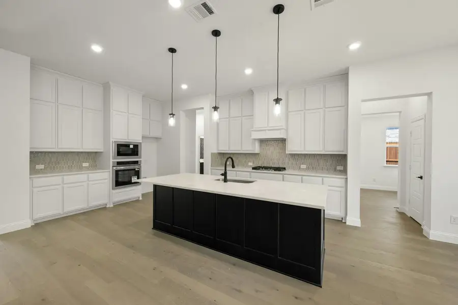 Furnished interior view inside a new home in Kentsdale Farms, DeSoto (Image 8).