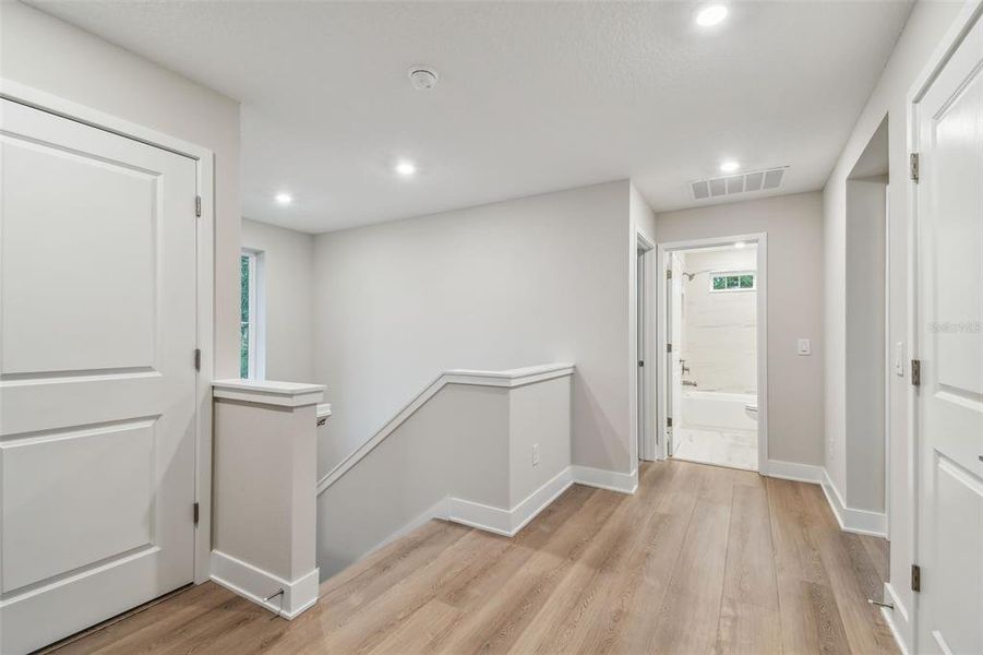 Spacious, unfurnished interior of a new home in , St. Petersburg (Image 23). Spacious, unfurnished interior of a new home in , St. Petersburg (Image 23).