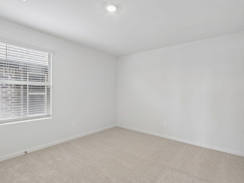 Spacious, unfurnished interior of a new home in Oak Ridge Park, Corinth (Image 13). Spacious, unfurnished interior of a new home in Oak Ridge Park, Corinth (Image 13).
