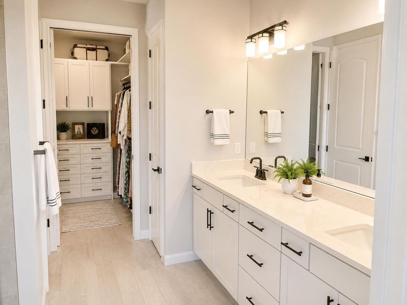 21-master_bathroom