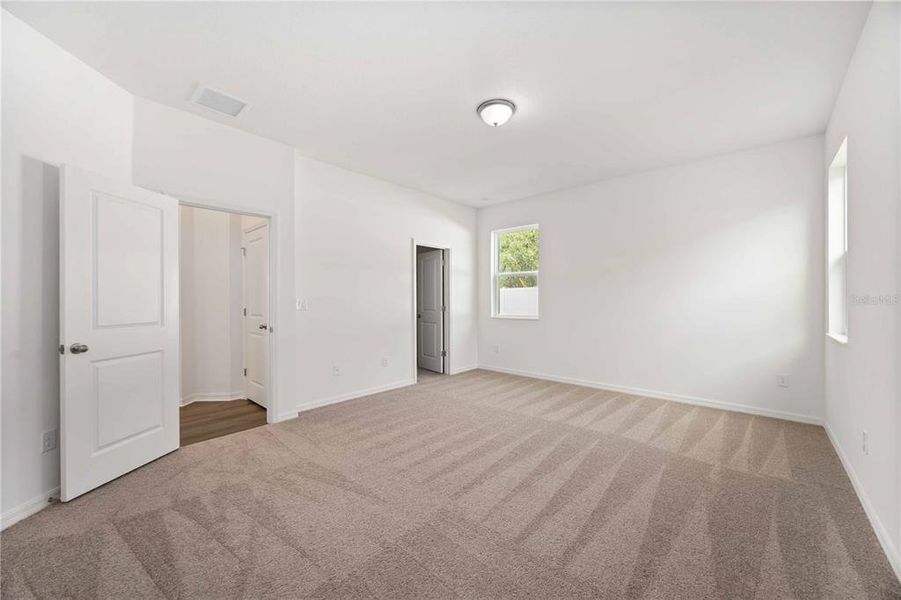 Spacious, unfurnished interior of a new home in Creekside at Rutland Ranch, Parrish (Image 15).