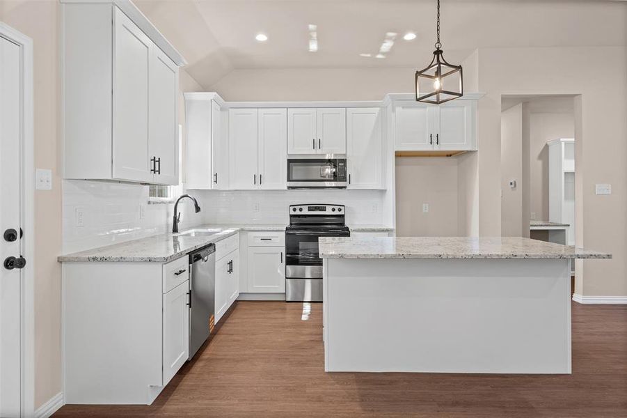 Furnished interior view inside a new home in , Mineral Wells (Image 7).