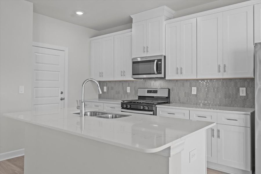 Furnished interior view inside a new home in Creek Ridge - Heritage Collection, Spartanburg (Image 6). Furnished interior view inside a new home in Creek Ridge - Heritage Collection, Spartanburg (Image 6).