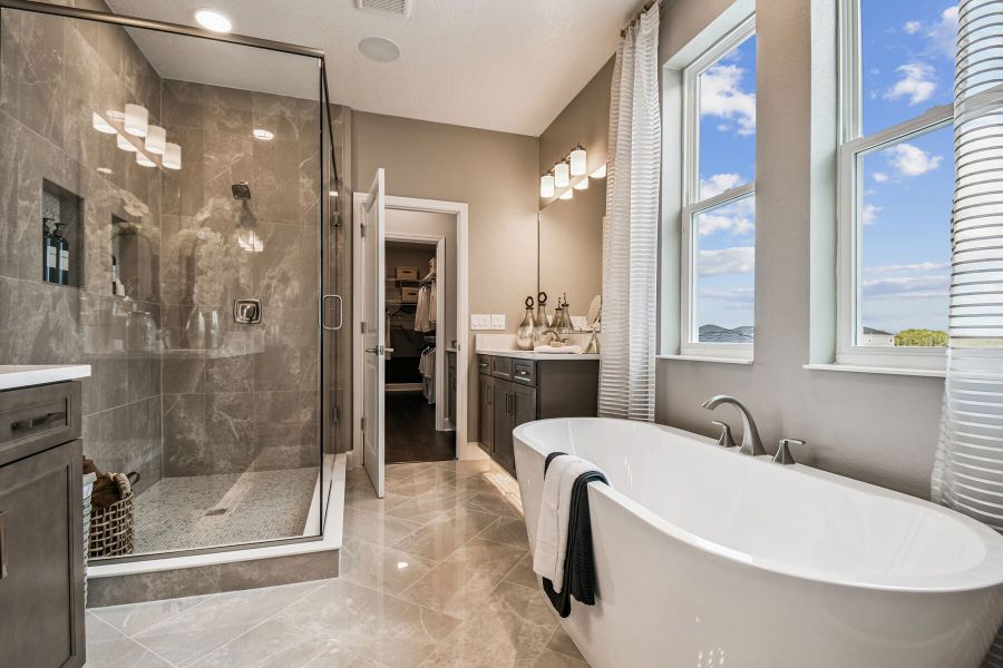 Owner's Bathroom Owner's Bathroom