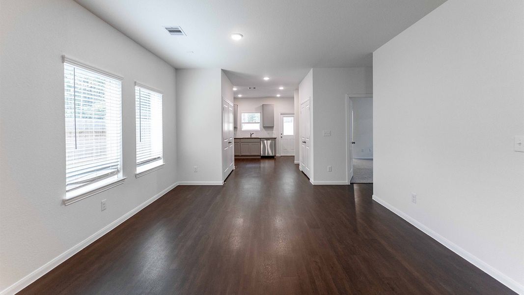 Spacious, unfurnished interior of a new home in The Canopies, Splendora (Image 14).