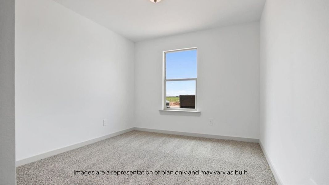 Spacious, unfurnished interior of a new home in Terra Vista, Lubbock (Image 8).