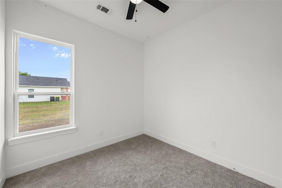 Spacious, unfurnished interior of a new home in , Hillsboro (Image 17).