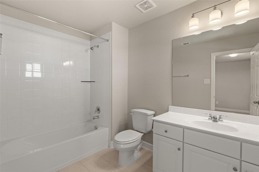 Note: Sample product photo. Actual exterior and interior selections may vary by homesite. Photo may be virtually staged