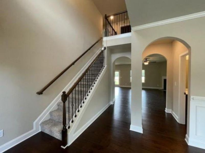 Spacious, unfurnished interior of a new home in , Grayson (Image 17).
