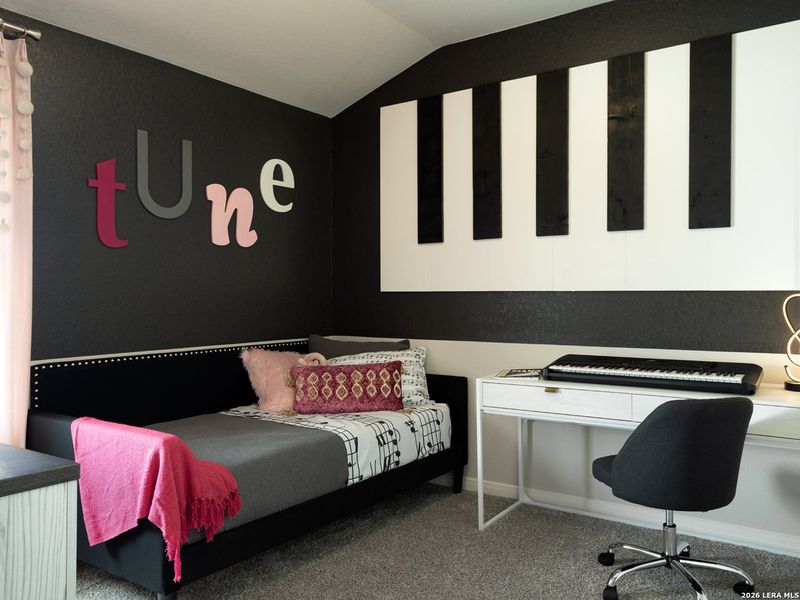 Furnished interior view inside a new home in Comanche Ridge, San Antonio (Image 10). Furnished interior view inside a new home in Comanche Ridge, San Antonio (Image 10).