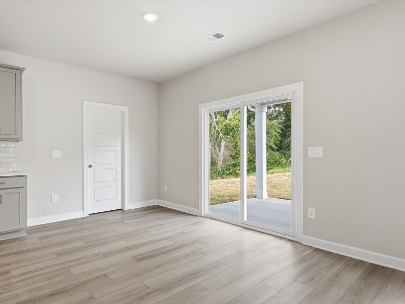 Spacious, unfurnished interior of a new home in Southwell Commons, Anderson (Image 13).