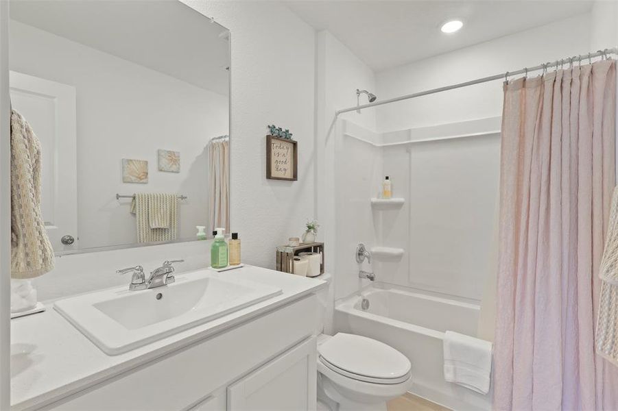 Furnished interior view inside a new home in Mobberly Farms, Pilot Point (Image 19).