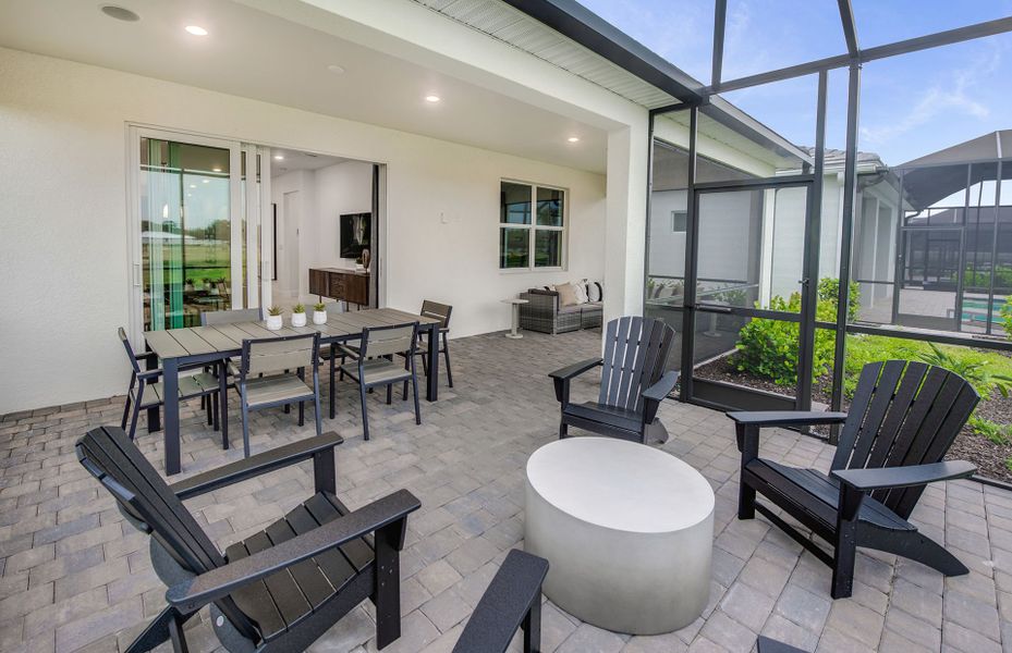 Extended lanai with outdoor space for you, family & friends to enjoy