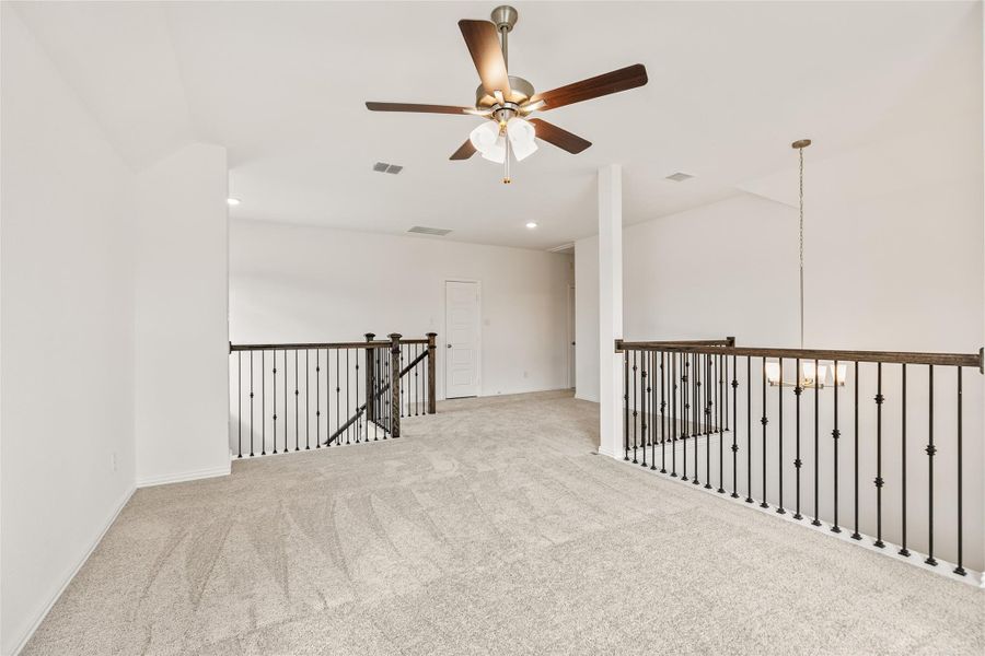 Spacious, unfurnished interior of a new home in Coastal Point, League City (Image 19).