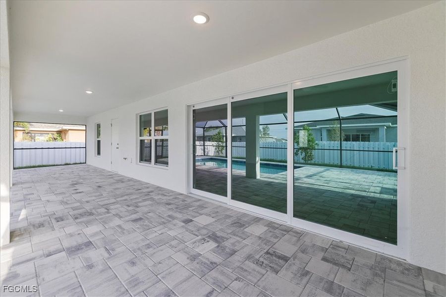 Spacious, unfurnished interior of a new home in Cape Coral, Cape Coral (Image 29). Spacious, unfurnished interior of a new home in Cape Coral, Cape Coral (Image 29).