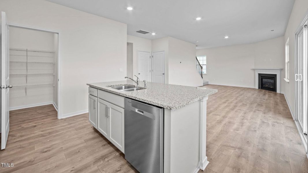 1121 Middlecrest Drive 1121 Middlecrest Drive