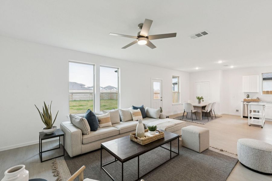 Furnished interior view inside a new home in River Ranch, Dayton (Image 12).