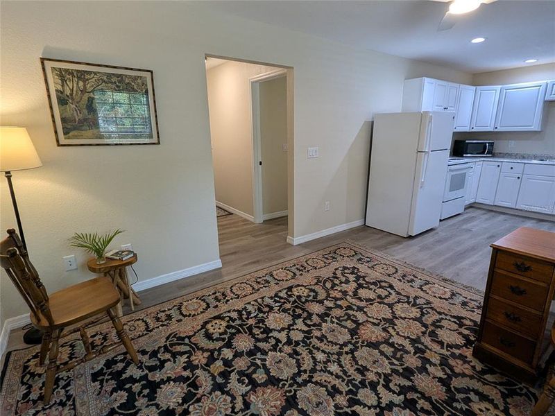 Spacious, unfurnished interior of a new home in , Arcadia (Image 14).