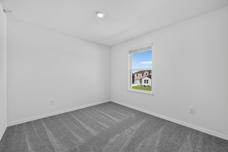 Spacious, unfurnished interior of a new home in Parks at Foster Crossing, Anna (Image 24).