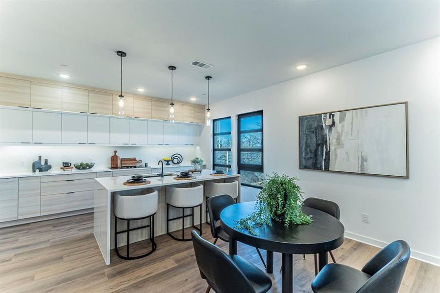 Furnished interior view inside a new home in , Wylie (Image 5).