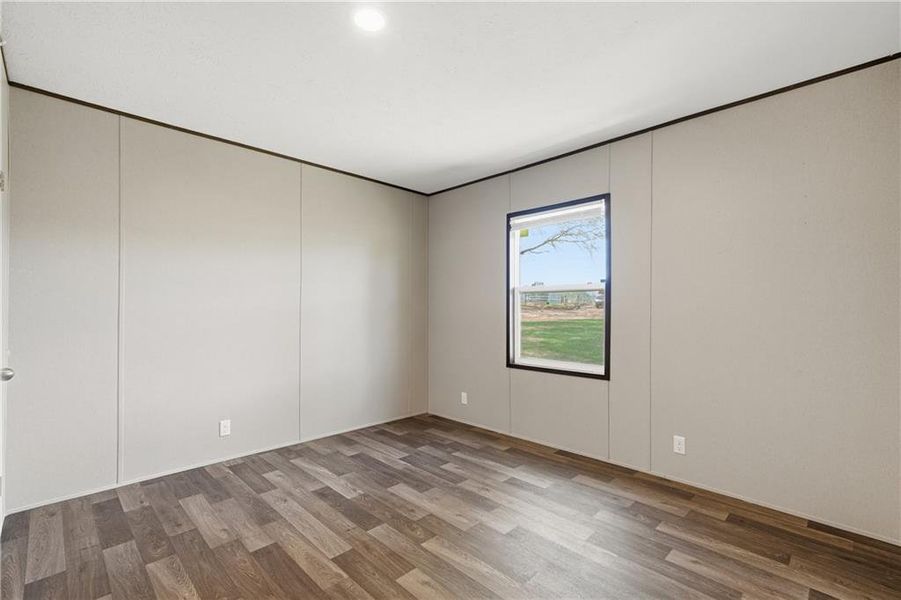 Spacious, unfurnished interior of a new home in , Franklin (Image 26).