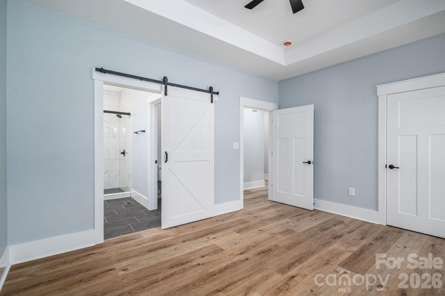 Spacious, unfurnished interior of a new home in , Maiden (Image 25).