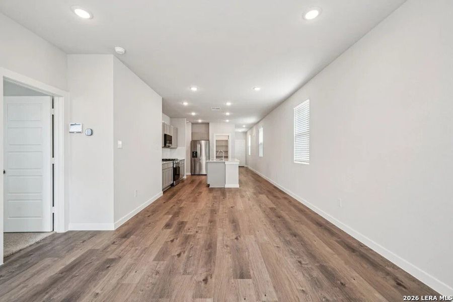 Spacious, unfurnished interior of a new home in Park Place, New Braunfels (Image 20). Spacious, unfurnished interior of a new home in Park Place, New Braunfels (Image 20).