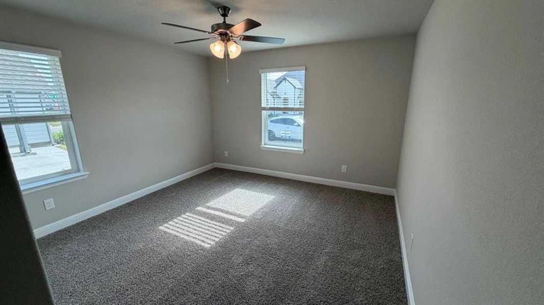 Spacious, unfurnished interior of a new home in Shannon Creek, Burleson (Image 16).