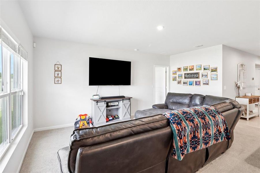 Furnished interior view inside a new home in , Sumterville (Image 32).