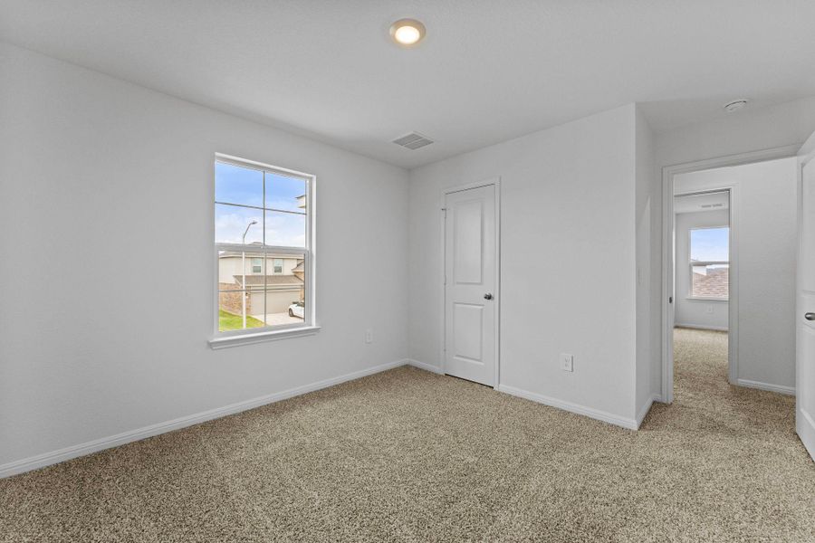 Spacious, unfurnished interior of a new home in Bar W Ranch, Georgetown (Image 20). Spacious, unfurnished interior of a new home in Bar W Ranch, Georgetown (Image 20).