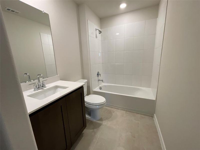 Furnished interior view inside a new home in Elevon, Lavon (Image 7). Furnished interior view inside a new home in Elevon, Lavon (Image 7).