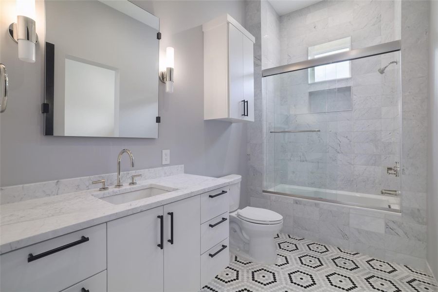 Furnished interior view inside a new home in , Austin (Image 6).