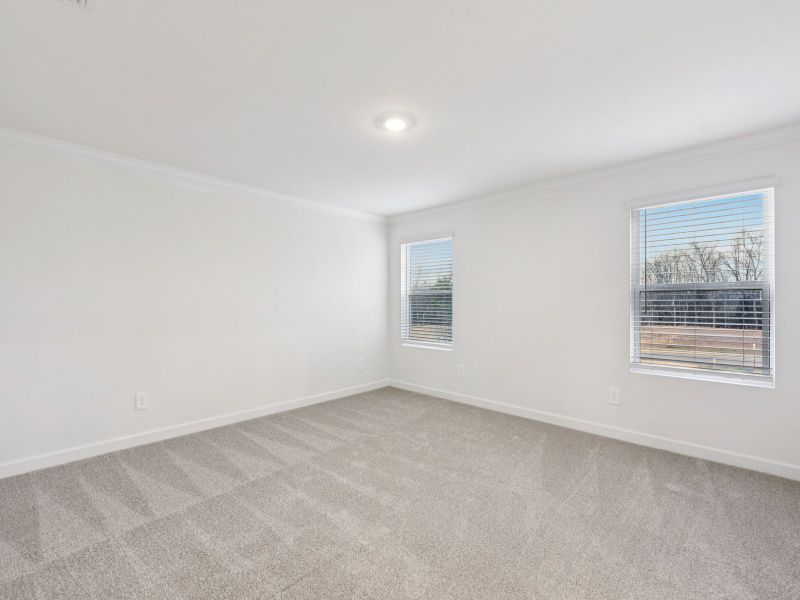 Spacious, unfurnished interior of a new home in Rocky River Towns, Charlotte (Image 13).