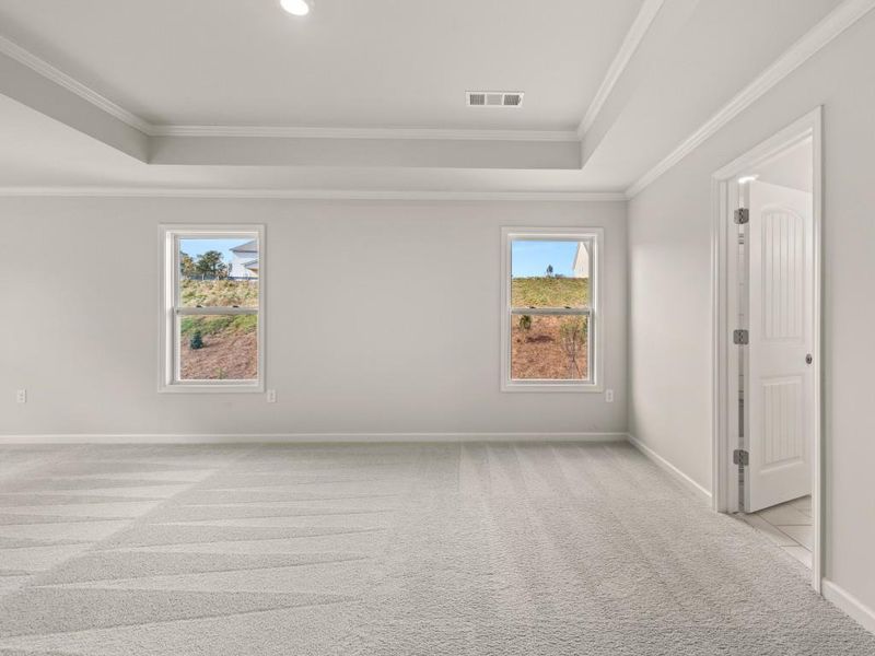 Spacious, unfurnished interior of a new home in Haven Abbey, Cumming (Image 25).