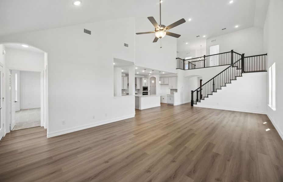 Spacious, unfurnished interior of a new home in Whitewing Trails, Princeton (Image 25). Spacious, unfurnished interior of a new home in Whitewing Trails, Princeton (Image 25).