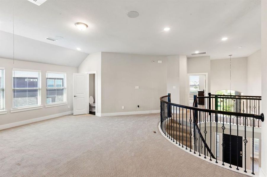 Spacious, unfurnished interior of a new home in , Cedar Hill (Image 34). Spacious, unfurnished interior of a new home in , Cedar Hill (Image 34).