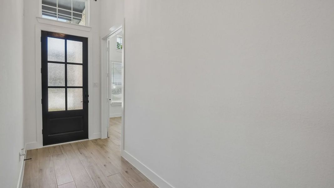 Spacious, unfurnished interior of a new home in Artavia, Conroe (Image 20).