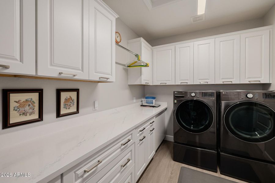 aundry room w/great storage