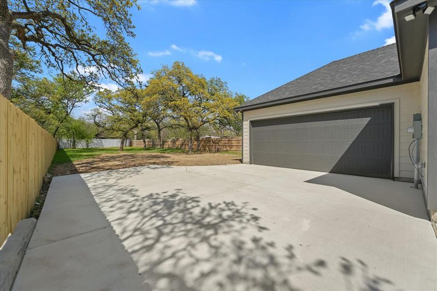 Exterior details and patio area of a home in , Fort Worth (Image 4).
