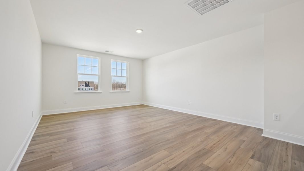 Representative furnished interior of a home built from the Norris by DRB Homes in Blake Pond, Lillington (Image 37).