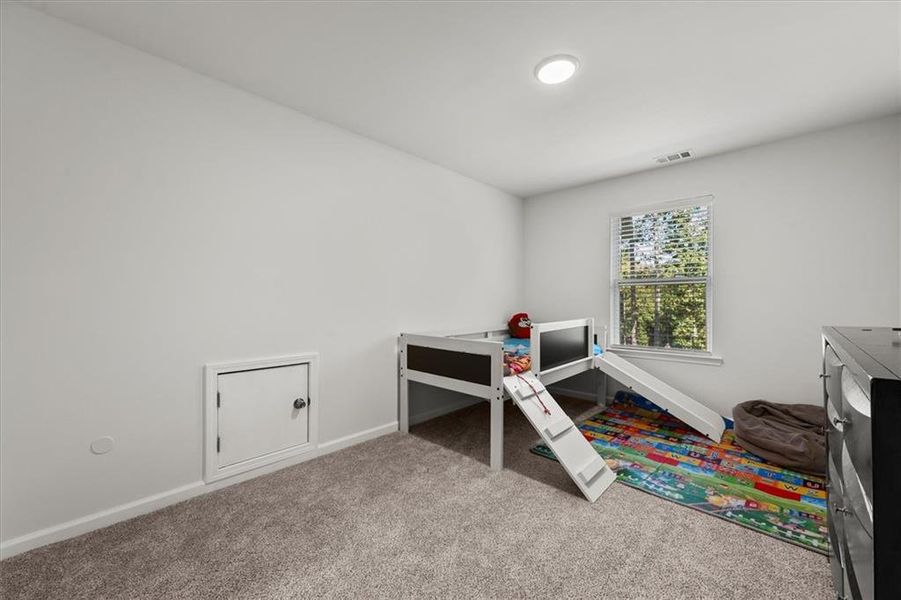 Image 52 of a home in .