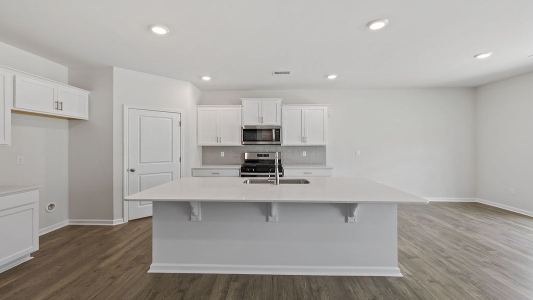 Furnished interior view inside a new home in Woodglen, Piedmont (Image 7).