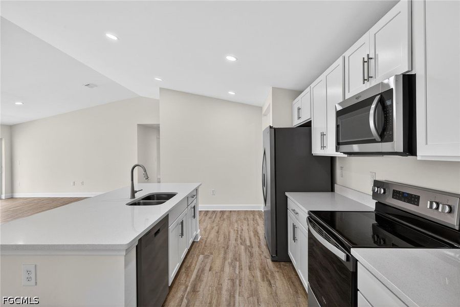 Furnished interior view inside a new home in Cape Coral, Cape Coral (Image 8).