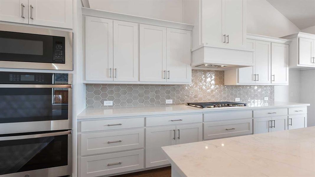 Furnished interior view inside a new home in Terraces 62', Rockwall (Image 8). Furnished interior view inside a new home in Terraces 62', Rockwall (Image 8).