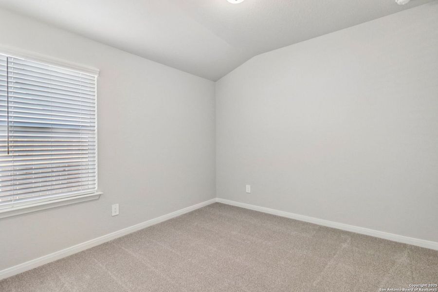 Spacious, unfurnished interior of a new home in Estancia Ranch - Premier Series, San Antonio (Image 18).