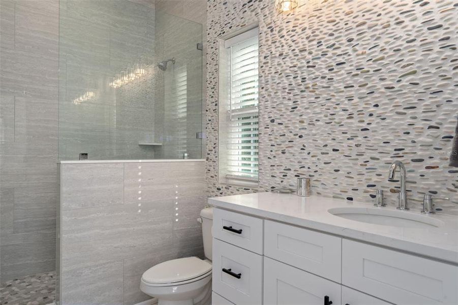 Furnished interior view inside a new home in , Webster (Image 18).