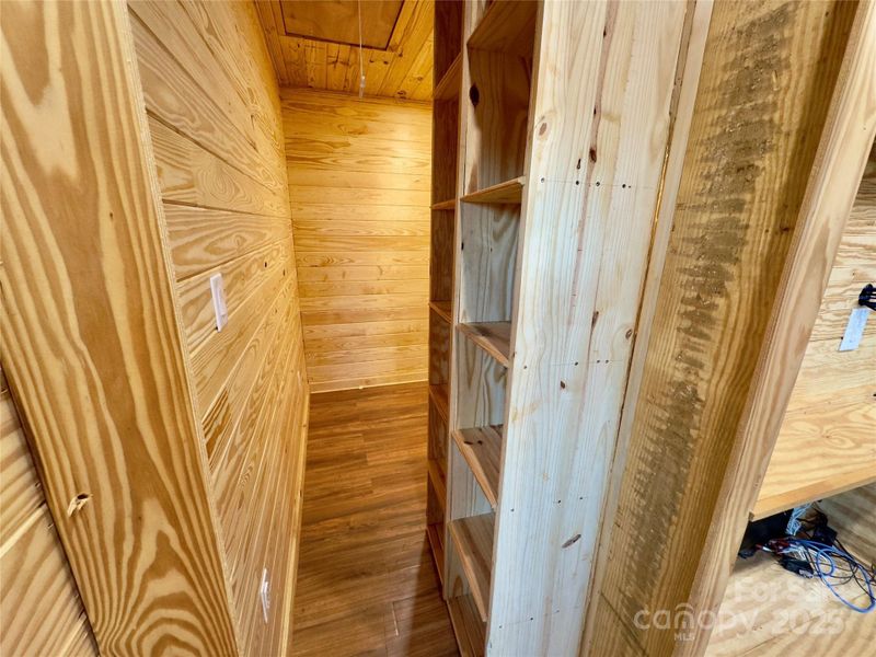 Image 22 of a home in .