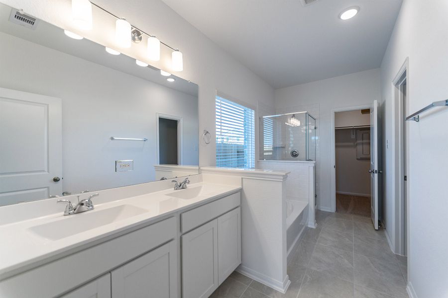 Furnished interior view inside a new home in Emberly, Beasley (Image 5).