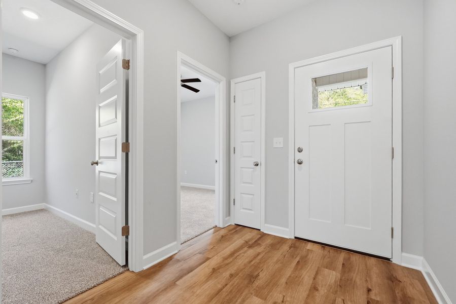Spacious, unfurnished interior of a new home in McCarthy Estates, Defuniak Springs (Image 20). Spacious, unfurnished interior of a new home in McCarthy Estates, Defuniak Springs (Image 20).