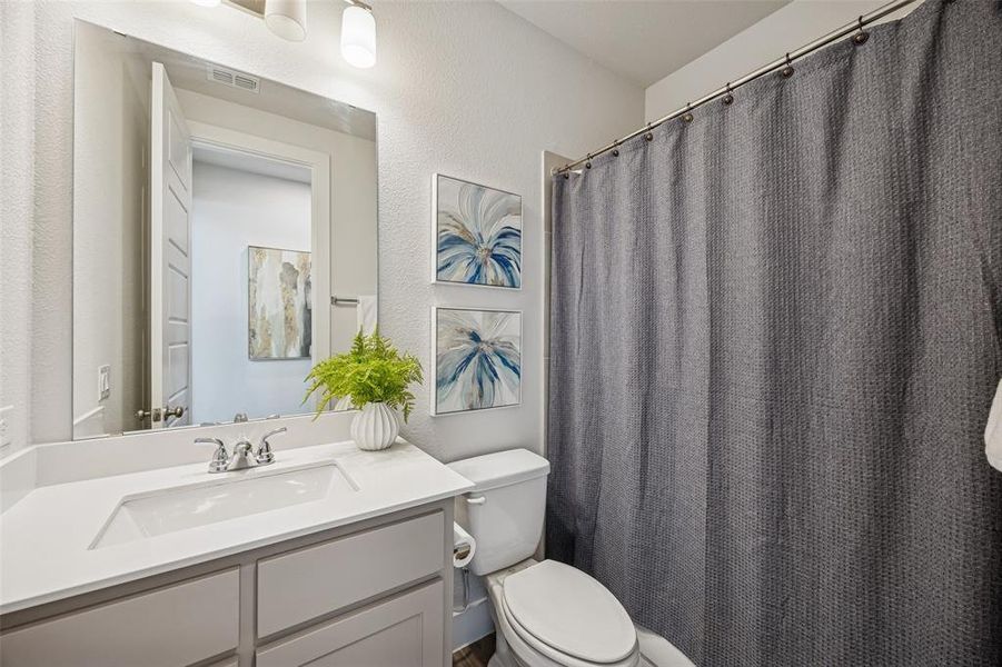 Furnished interior view inside a new home in , McKinney (Image 29). Furnished interior view inside a new home in , McKinney (Image 29).